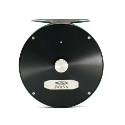 Iwana Steelhead Fliegenrolle - Black 10 Iwana Steelhead Fliegenrolle - Black -Geschäft Für Angelbedarf 1 2 1024x1024 ef23cce3 b6e2 4e64 b0a3 31e78abb2479