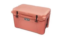 Yeti Tundra 45 Kühlbox -Geschäft Für Angelbedarf 191235 Coral Hard Coolers Website Assets Studio Tundra 45 F Quarter Facing Lid Closed 1680x1024 1024x1024 2x f6b76e9a fddf 4f84 b9f6 eb1166aaba91
