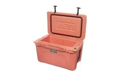 Yeti Tundra 45 Kühlbox -Geschäft Für Angelbedarf 191235 Coral Hard Coolers Website Assets Studio Tundra 45 F Quarter Facing Lid Open 1680x1024 1024x1024 2x c67939a8 801f 4a13 8b14 70eb8c502bd0