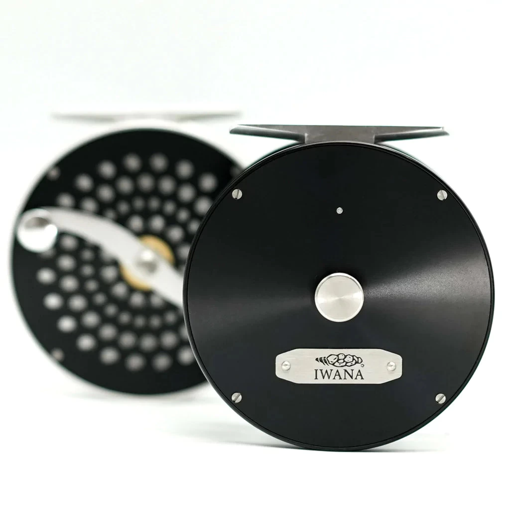 Iwana Steelhead Fliegenrolle - Black 3 Iwana Steelhead Fliegenrolle - Black